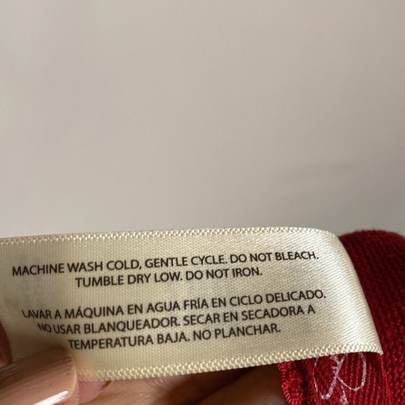 Jessica Simpson Women’s 2 Piece Lounge Red Pajamas set Size S NWT. - Picture 10 of 10